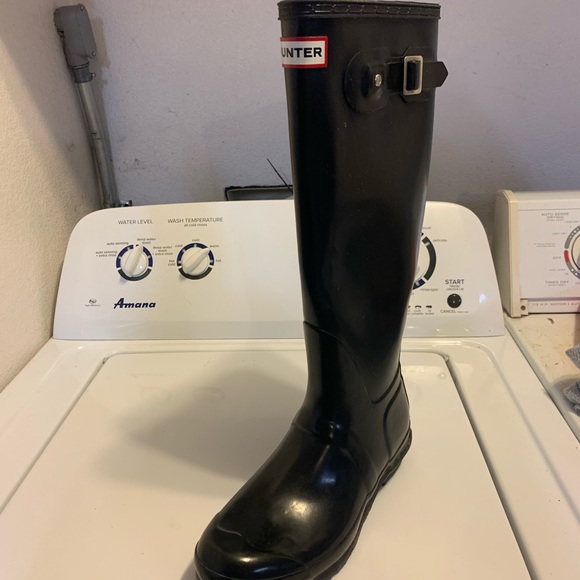 Black Hunter Rainboots - Like New - Picture 1 of 1
